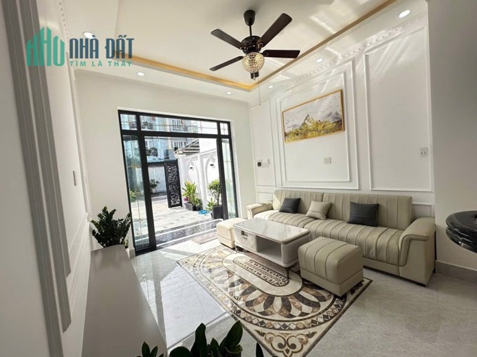 Bán nhà lầu mặt tiền đường Phùng Há,phường Trung An,Đồng Tháp