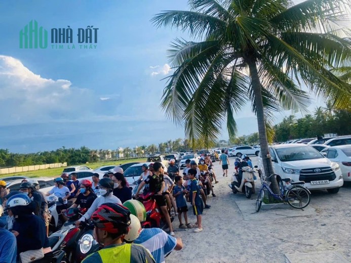 Cho thuê đất đường Nguyễn Khắc Viện,sát bãi tắm Sơn Thủy,250m.giá :6 triệu.PNgũ Hành Sơn