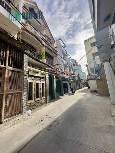 Bán nhà hẻm xe hơi tránh, Bình Thới, Phường 11, Quận 11, 4 tầng, kinh doanh, chỉ 9,9 tỷ.