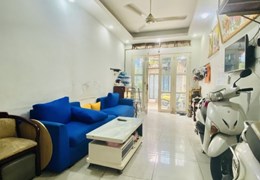 Mặt tiền Đội Cung, Phường 11, Quận 11, 3 tầng, Kinh doanh, chỉ 5,4 tỷ.