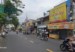 Mặt tiền Lạc Long Quân, Phường 3, Quận 11, 3 tầng, Kinh doanh, chỉ 4,9 tỷ.