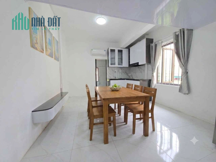 Trần Hưng Đạo - CĂN HỘ THOÁNG SÁNG, ĐẦY ĐỦ NỘI THẤT – 30m_2.8 tỷ - SÂN RỘNG ĐỂ XE, SĐCC