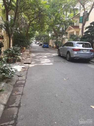 Bán Nhà PLÔ Vị Trí Đẹp Mặt Tiền Ngõ Kinh Doanh Đường Trần Duy Hưng Diện Tích 47/50m . GIÁ 21 TỶ