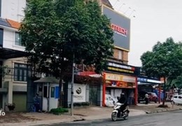 PHÂN LÔ VIP PHẠM TUẤN TÀI . TRẦN QUỐC HOÀN. HOÀNG QUỐC VIỆT - CẦU GIẤY- 90m . Nhà  7 tầng_MT 8,5m