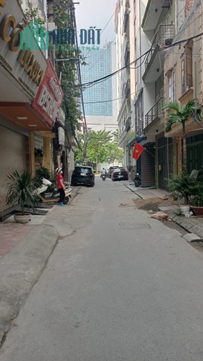 Nhà Mình cần bán nhà mặt ngõ 80 phố Trung Kính, Trung Hòa, Cầu Giấy. + Diện tích: 85 m²  GIÁ 42 TỶ