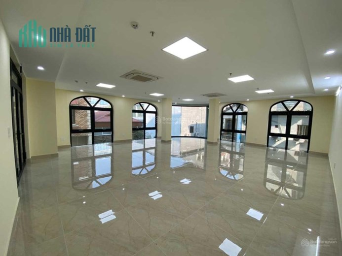 Em Cần Bán Lại Căn Nhà Vị Trí Đẹp Nhất Phố Hoàng Quốc Cầu Giấy Dt 200 M2 x 10 tầng  Giá 165 Tỷ