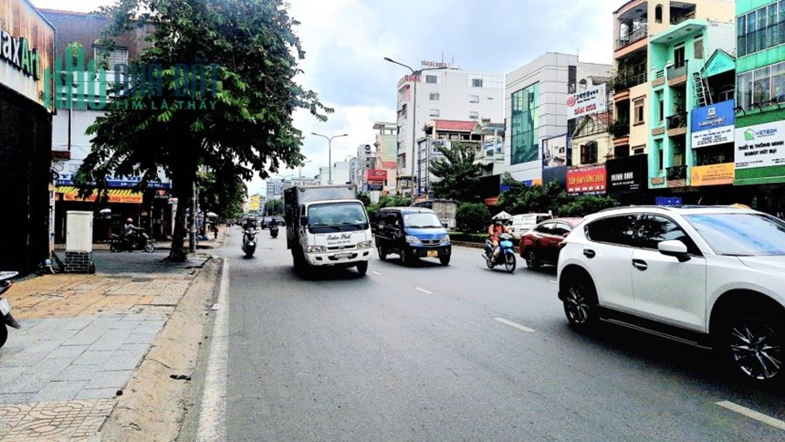 Mặt tiền đường Cộng Hòa, Phường 13, Tân Bình, 80m, 3 tầng, chỉ 18,3 tỷ, kinh doanh, Văn phòng..