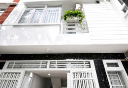 NHÀ ĐÚC 4 TẦNG PHAN ĐĂNG LƯU, PHÚ NHUẬN