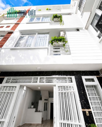 NHÀ ĐÚC 4 TẦNG PHAN ĐĂNG LƯU, PHÚ NHUẬN