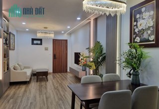 Cực rẻ! Bán căn hộ Mễ Trì Hạ, 70m2, nhà đẹp, 5,5 tỷ - 0975118822