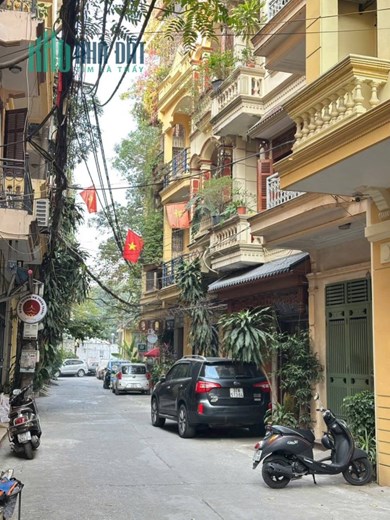 Phố Trung Kính, phường Trung Hòa, quận Cầu Giấy, Hà Nội diện tích 65 m2 x 8 tầng Giá bán: Chỉ 29 TỶ