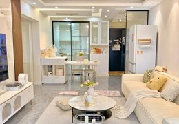 Bán chung cư HH1- Dương Đình Nghệ, giá rẻ, 100m2, 3pn- 6,8 tỷ- 0975118822
