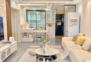 Bán chung cư HH1- Dương Đình Nghệ, giá rẻ, 100m2, 3pn- 6,8 tỷ- 0975118822