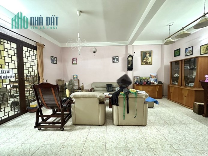 Mặt tiền Phùng Văn Cung, Phường 7, Phú Nhuận, 160m, ngang 6m, 3 tầng, chỉ 36,9 tỷ