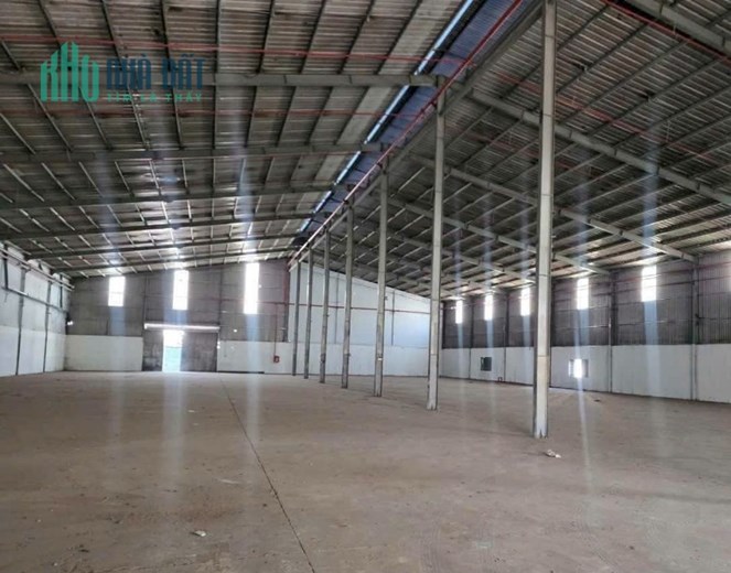 CHO THUÊ KHO XƯỞNG 900m2 Tại CẦU DIỄN, HÀ NỘI – Đường Xe Tải 10 Tấn