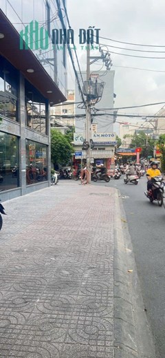 Bán nhà 2 mặt tiền Phan Đăng Lưu, Phường 7, Phú Nhuận, Ngang 18m, tòa nhà 15-20 tầng, chỉ 306 tỷ