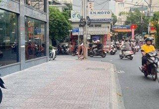 Bán nhà 2 mặt tiền Phan Đăng Lưu, Phường 7, Phú Nhuận, Ngang 18m, tòa nhà 15-20 tầng, chỉ 306 tỷ