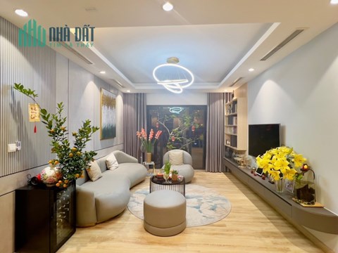 Giá rẻ! Bán CH Mễ Trì Hạ, 70m2, 2PN, nhà đẹp! Giá 5 tỷ. LH 0975118822