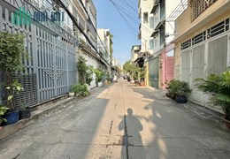 Nhà Bùi Đình Túy, Phường 24, Bình Thạnh, 90m, 3 tầng, xe hơi, chỉ 13,9 tỷ.