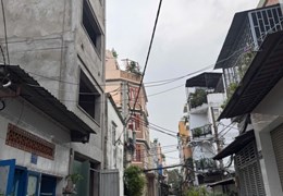 Nhà nát, hẻm xe hơi 5m, Ung Văn Khiêm, Phường 25, Bình Thạnh, 80m, ngang 5m, chỉ 11,3 tỷ.