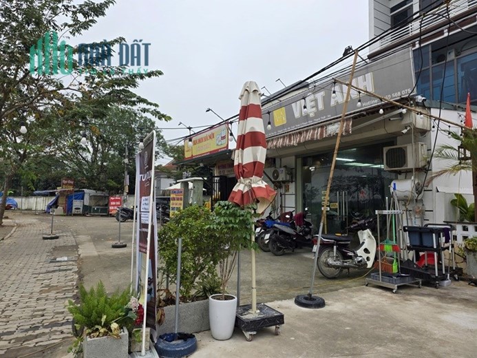 BÁN CĂN NHÀ MẶT ĐƯỜNG LỚN SÓC SƠN HÀ NÔI, KD, VỈA HÈ ĐÁ BÓNG, SÁT KCN SẠCH, SÂN BAY, CHỢ