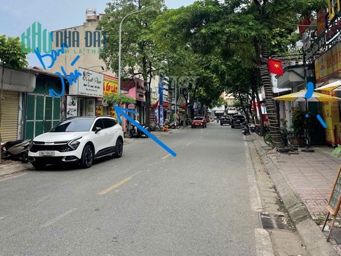 BÁN NHÀ MẶT ĐƯỜNG TRỤC CHÍNH KINH DOANH SÓC SƠN HÀ NỘI, VỈA HÈ 2M, Ô TÔ TRÁNH, KD, Ở, ĐT