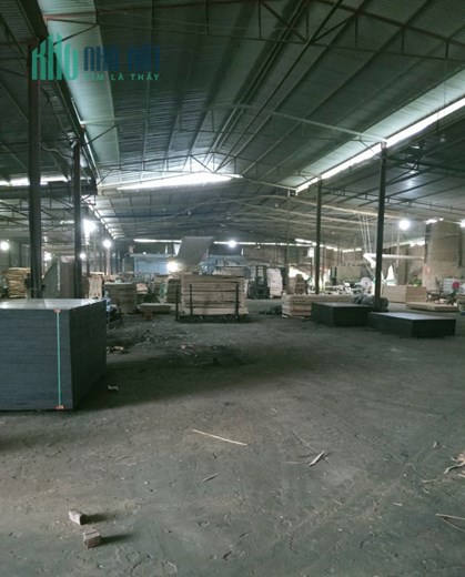 CHO THUÊ KHO XƯỞNG 1000M² TẠI XÃ QUANG MINH, HÀ NỘI – XE CONTAINER ĐỖ CỬA
