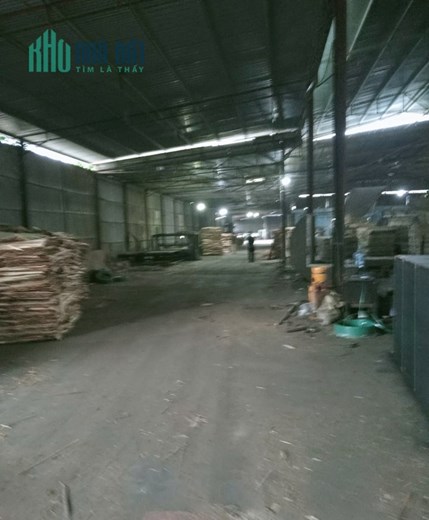CHO THUÊ KHO XƯỞNG 1000M² TẠI XÃ QUANG MINH, HÀ NỘI – XE CONTAINER ĐỖ CỬA