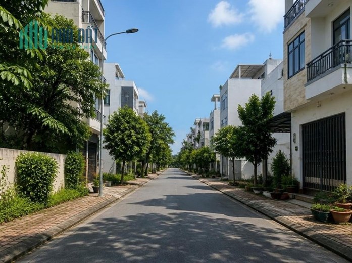BÁN NHÀ KHU TĐC SÓC SƠN, PHÂN LÔ BÀN CỜ, SÁT VÀNH ĐAI 4, KCN SẠCH MINH TRÍ, PHÙ HỢP Ở, KD