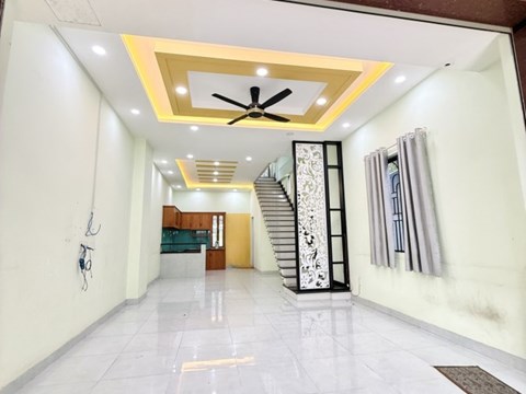 Bán nhà Đường số 19, Hiệp Bình Chánh, Thủ Đức, 3 tầng, Xe tải, kinh doanh, chỉ 12 tỷ.