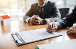 Kinh nghiệm mua nhà giấy tay an toàn, đúng pháp luật