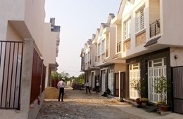 Ít tiền vẫn cố mua nhà đất, vợ chồng trẻ phải trả giá đắt