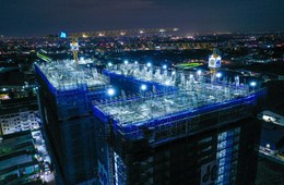 Giao dịch hơn 300 sản phẩm block A, Legacy Central thu hút thị trường