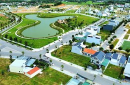 Giới thượng lưu mê đắm tòa tháp ngắm pháo hoa đẹp bậc nhất Đà thành
