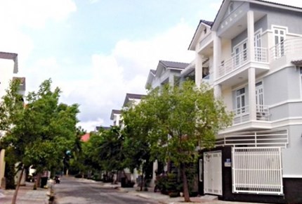 Sadeco ven sông