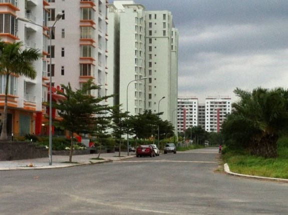 13E Phong Phú