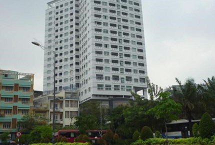 International Plaza