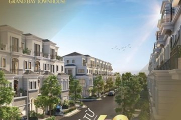 Grand Bay Town House