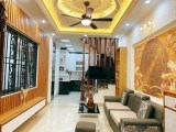 Bán  nhà mới  đẹp Kim Mã, Ba Đình, 40m, 6T MT 4m,,  giá  6 tỷ 3