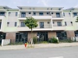 Nhà phố thương mại 90m2 VIEW Sông Sen buôn bán sầm uất tại VSIP Bắc Ninh, tiện ích đầy đủ