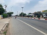 Lô đất mặt tiền QL1A cách biển 1km Diện tích 116m2 thổ cư.Sổ hồng