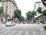 Bán nhà mặt phố Bà Triệu, Hoàn Kiếm, Vị trí cực hiếm trên thị trường, 370m2, MT 11m
