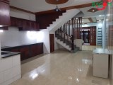 Bán nhà 1 trệt 3 lầu 100m2 MẶT TIỀN kinh doanh khu gia viên p.Tân Hiệp