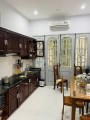 Bán nhà Võ Văn Dũng, Đống Đa, 40m2, 4 ngủ, ô tô , kinh doanh, văn phòng, chỉ 10.8 tỷ