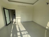 Bán nhà 75m2 phố Âu Cơ, Tây Hồ Ô tô đỗ cổng giá chỉ 3.75 tỷ