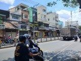 Bán nhà Mặt tiền Nguyễn Tất Thành, Quận 4, bán gấp chỉ 12 tỷ