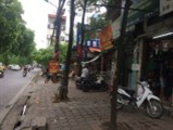 Chưa đến 200tr/m2 có nhà MP đường Láng 106m2 MT4.4m nhà đẹp lô góc gara vỉa hè kinh doanh