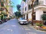 Bán nhà phân lô phố mạc thái tổ diên tích 63m2 căn góc giá 15,9tỷ
