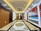bán KHÁCH SẠN 7 TẦNG _ THANG MÁY_GARA Ô  TÔ 4 CHỖ_DÒNG TIỀN KHỦNG