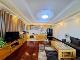 Bán căn hộ 9 tầng xây mới phố Tô Ngọc Vân, view Hồ Tây, diện tích 138m2, giá 46 tỷ